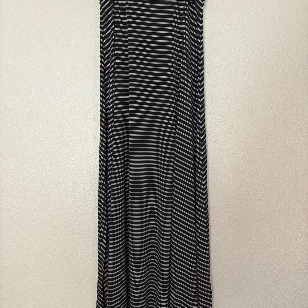Market & Spruce Black and White Striped Maxi Skirt